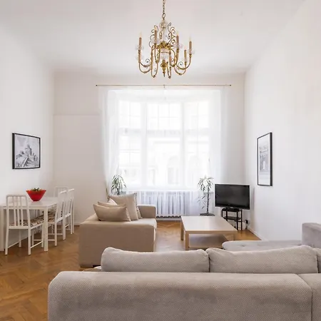 Historic 1914 Old Town With Bay Windows - Valnu Street Appartement Riga
