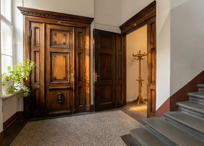 Dzīvoklis Historic 1914 Old Town With Bay Windows - Valnu Street