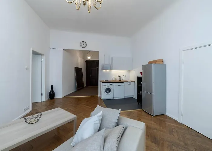 Dzīvoklis Historic 1914 Old Town With Bay Windows - Valnu Street Riga